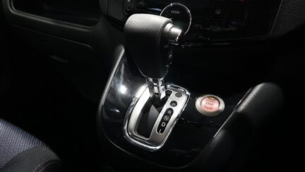 2013 Nissan Serena Highway Star S-Hybrid L Selection image 342137