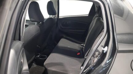 2017 Toyota Vitz Hybrid F Model image 344522
