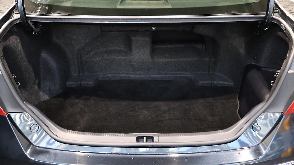 2012 Toyota Camry Leather Package image 342719