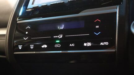 2014 Honda Fit Hybrid L Package image 341873
