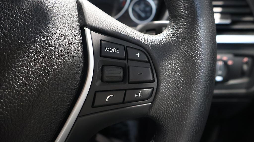 2013 BMW 320i 320i Luxury image 344491
