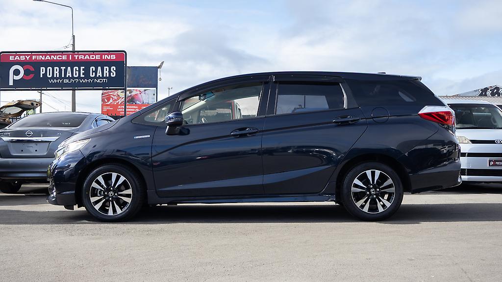 2019 Honda Shuttle Hybrid Z Half leather trim image 342273
