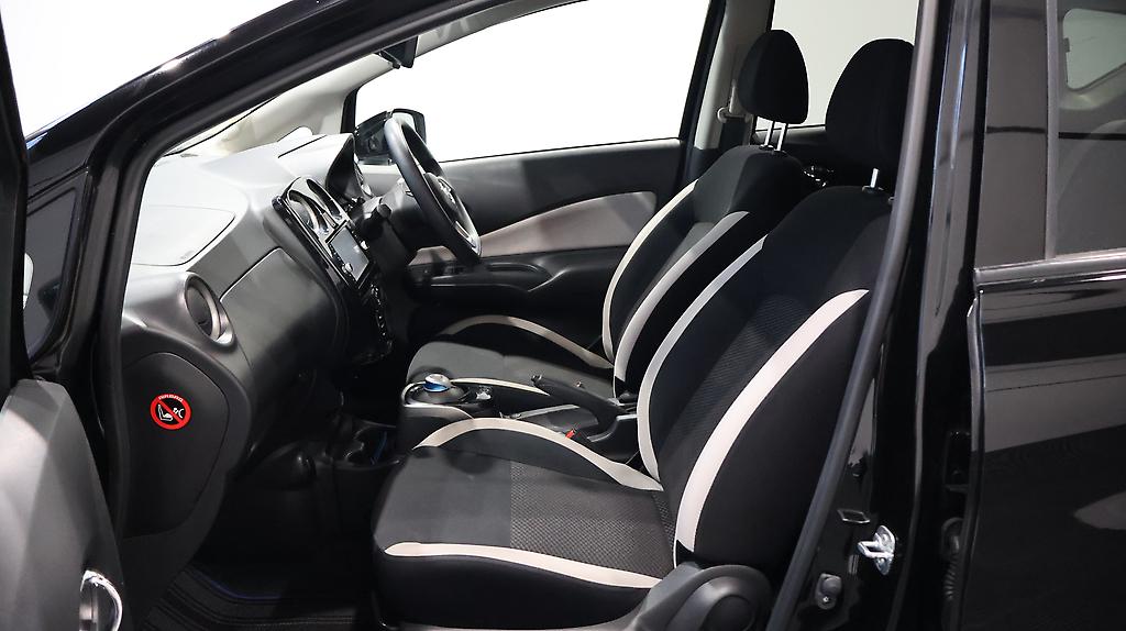 2017 Nissan Note E Power-X Great Look in Black!! image 344437