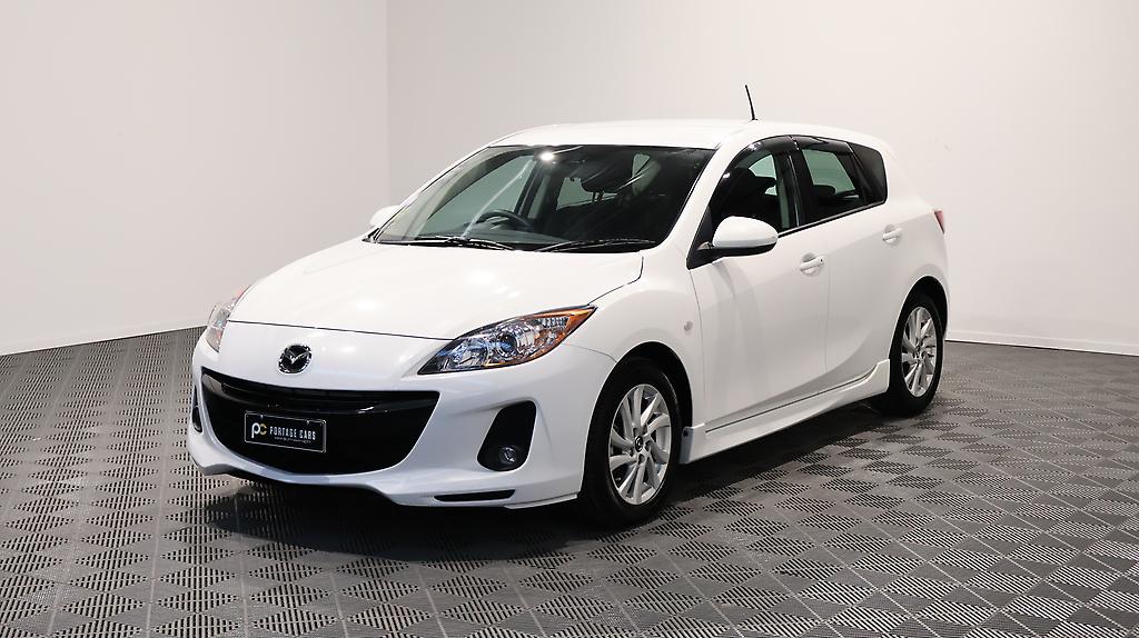 2012 Mazda Axela Sports 15S Super Low KMs image 340682