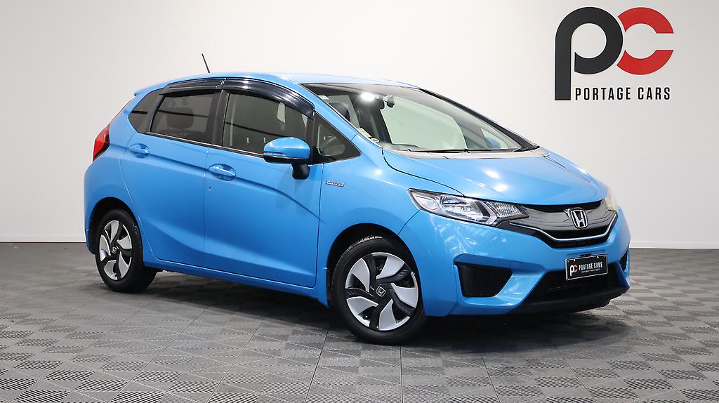 2013 Honda Fit F-Package Hybrid image 344139