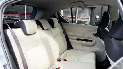 2013 Toyota Aqua F spec Push start hybrid image 347775