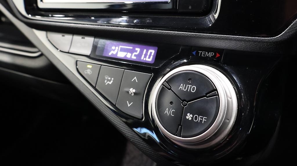 2016 Toyota Aqua G Model + Cruise Control image 347937