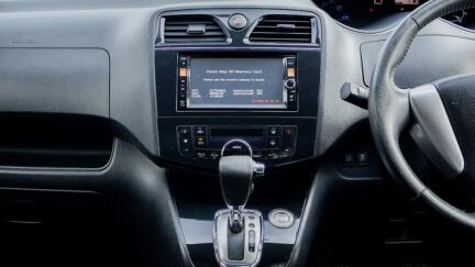 2012 Nissan Serena Highway star Hybrid 7 seater image 350107