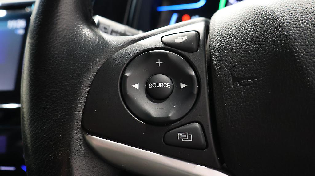 2015 Honda Shuttle Hybrid Z 4WD image 350968