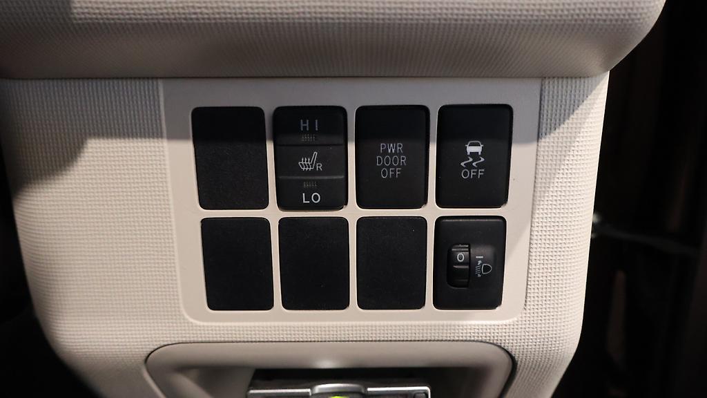2013 Toyota Spade G Model, Push Start image 350142