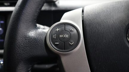 2012 Toyota Aqua G Model, Push Start, Heated Seats, Reverse Camera image 349577