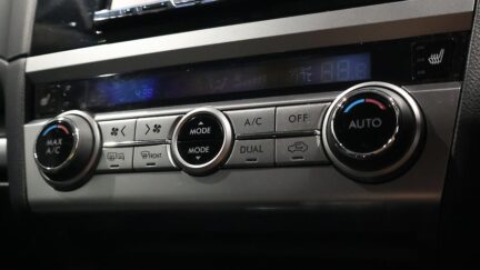 2015 Subaru Outback Limited AWD, Eyesight, Leather image 352130