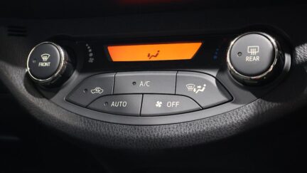 2017 Toyota Vitz Hybrid U Sport Package image 346797