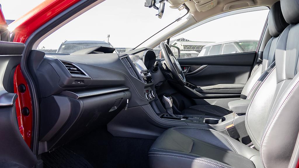 2018 Subaru Impreza 2.0i-L Eyesight Black Leather AWD image 350774