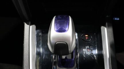 2015 Honda Shuttle Hybrid Z 4WD image 350965