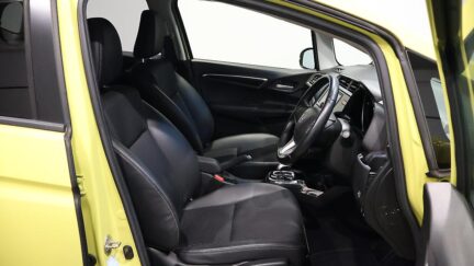 2016 Honda Fit Hybrid L Package image 349143