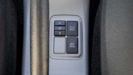 2012 Toyota Aqua G model , Heated seats, Push start image 350792