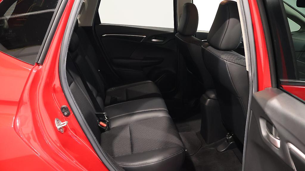 2014 Honda Fit Hybrid L-Package image 349411