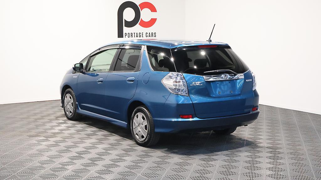 2013 Honda Fit Shuttle Hybrid Smart Selection image 349652