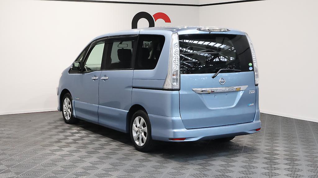 2013 Nissan Serena Hybrid V Selection image 352189