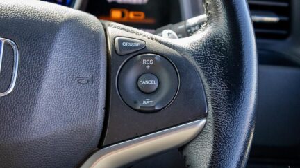 2016 Honda Fit F spec hybrid 7AT Push start image 351169
