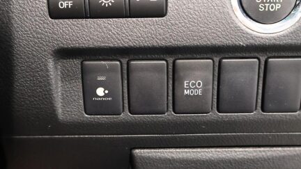 2014 Toyota Vellfire 2.4Z image 348357