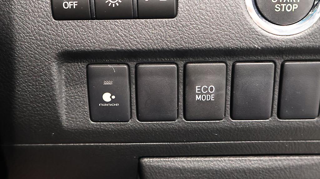 2014 Toyota Vellfire 2.4Z image 348357