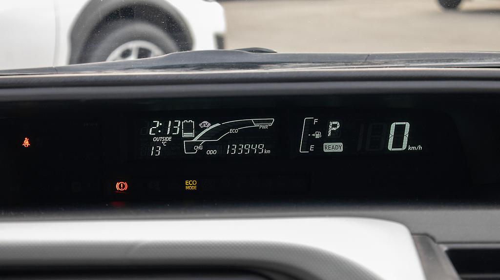 2013 Toyota Aqua G spec  Heated seats, Push start image 348326