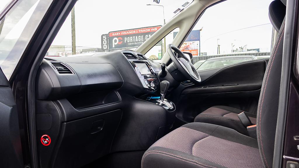 2012 Nissan Serena Highway Star S Hybrid image 354926