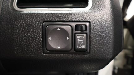 2013 Nissan Serena Hybrid Highway Star S image 348638