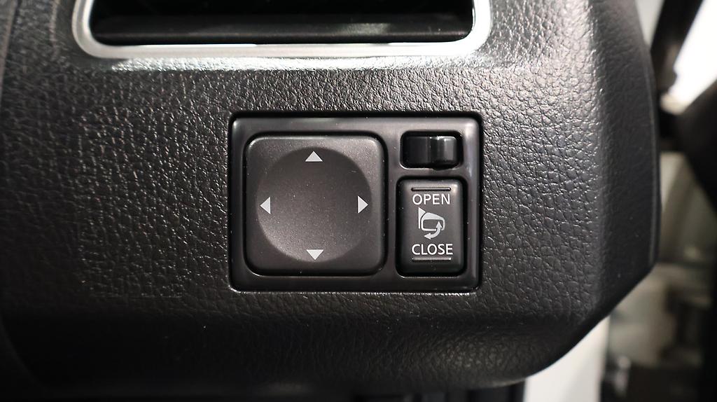 2013 Nissan Serena Hybrid Highway Star S image 348638
