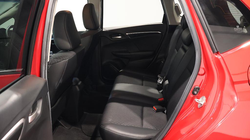 2014 Honda Fit Hybrid L-Package image 349410