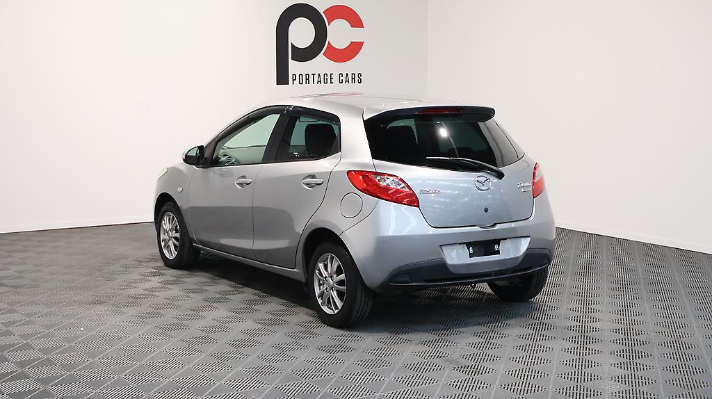 2013 Mazda Demio 13 Skyactiv image 348777