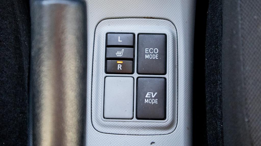 2014 Toyota Aqua Hybrid G spec image 349261