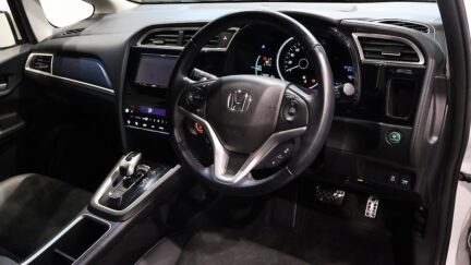 2017 Honda Shuttle Hybrid New shape image 348563