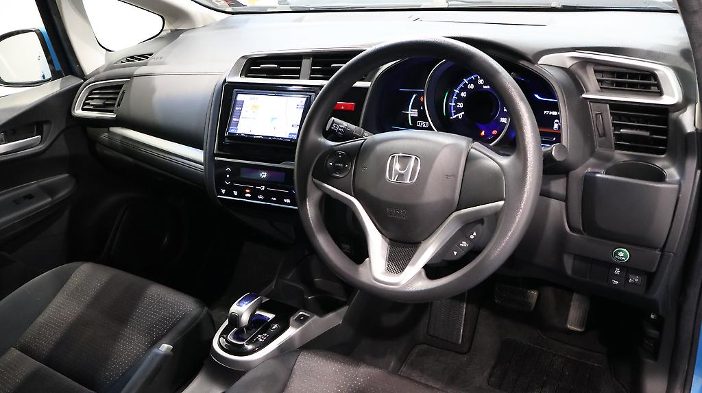2014 Honda Fit Hybrid F Package image 352241