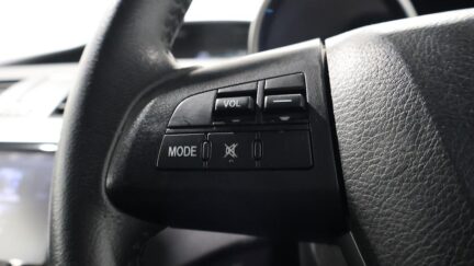 2013 Mazda Axela 15S Sports Edition image 350121