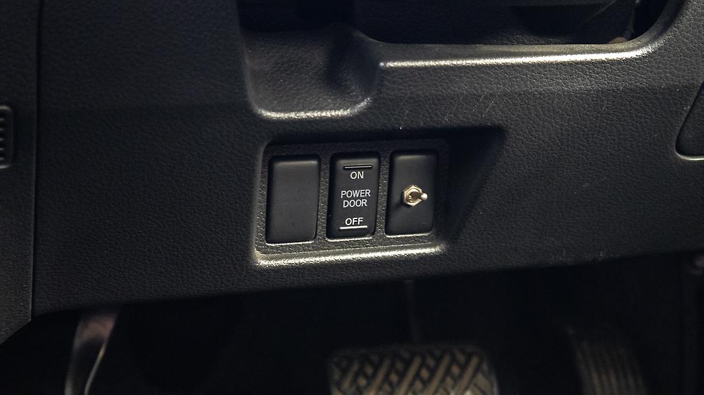2015 Nissan Serena Hybrid Highway Star S image 347094