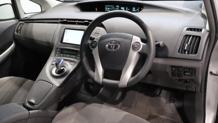 2012 Toyota Prius S Model + Reverse Camera image 349370