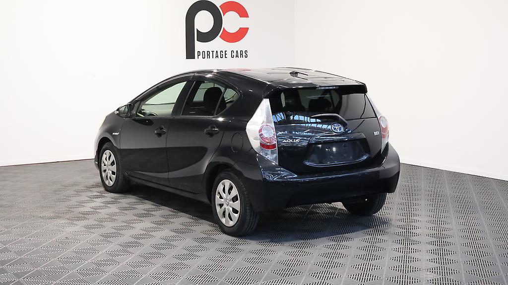 2013 Toyota Aqua G Model + Heated Seats image 347640