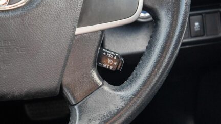 2012 Toyota Camry G-Package hybrid image 351872