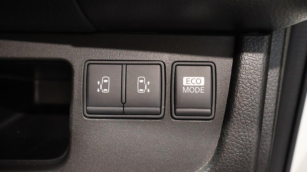 2013 Nissan Serena Hybrid Highway Star S image 348637