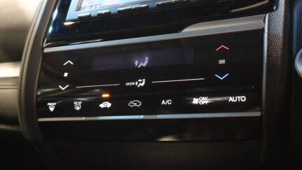 2014 Honda Fit Hybrid L-Package image 349417