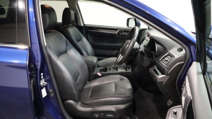 2015 Subaru Outback Limited AWD, Eyesight, Leather image 352126