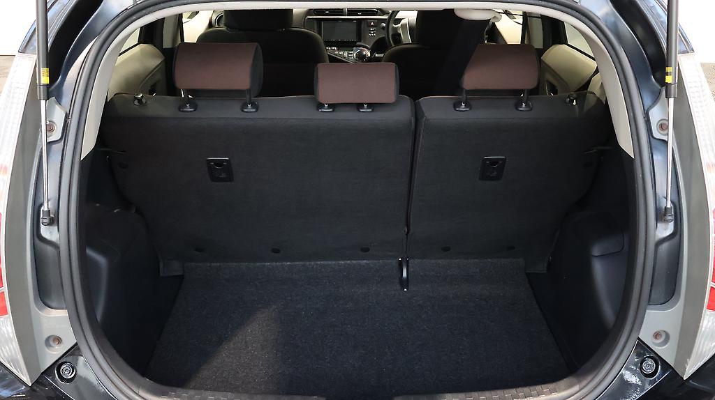 2013 Toyota Aqua G Model + Heated Seats image 347643