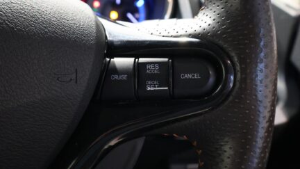 2013 Honda Fit Shuttle Hybrid Smart Selection image 349688