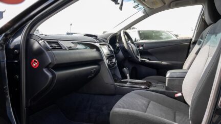 2012 Toyota Camry G-Package hybrid image 351878