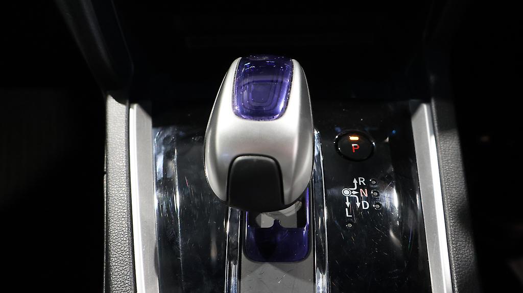 2015 Honda Shuttle Hybrid Z image 350872