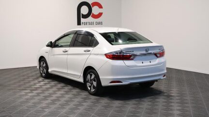 2015 Honda Grace  Hybrid LX image 347197
