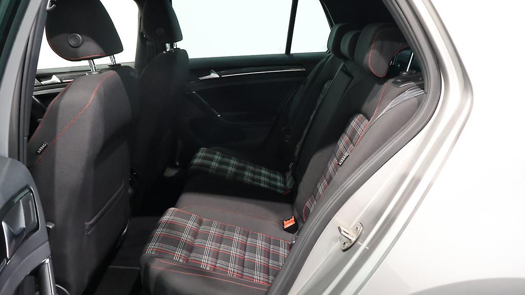 2015 Volkswagen Golf GTI Low KMs image 348196